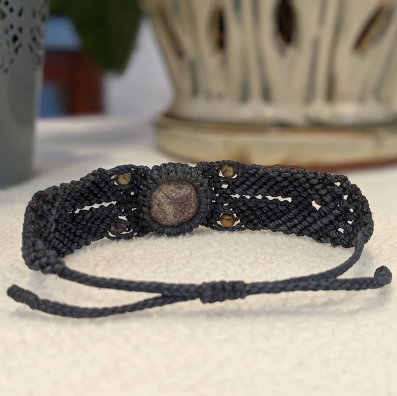 Handmade Amethyst and Hemp Macrame Boho Bracelet - Picture 2 of 3